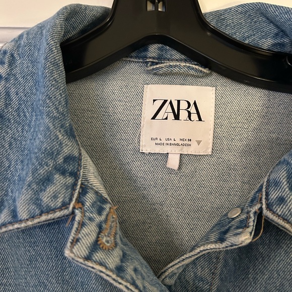 Zara Women's Cropped Blue Jean Jacket - Picture 3 of 5
